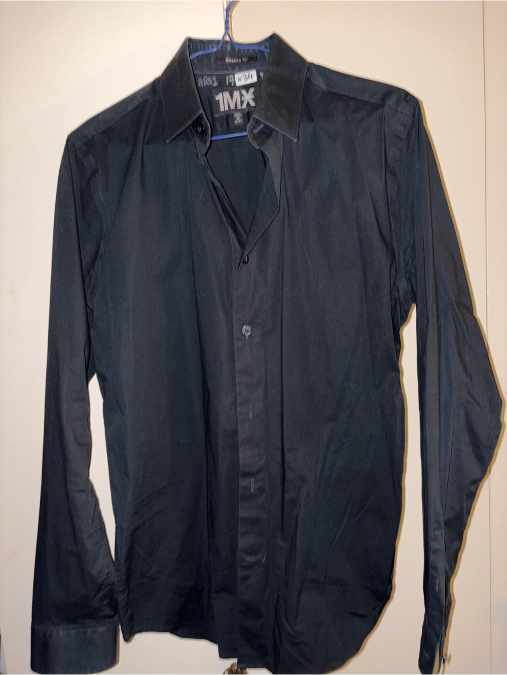 Men’s Black Button-Down Dress Shirt
